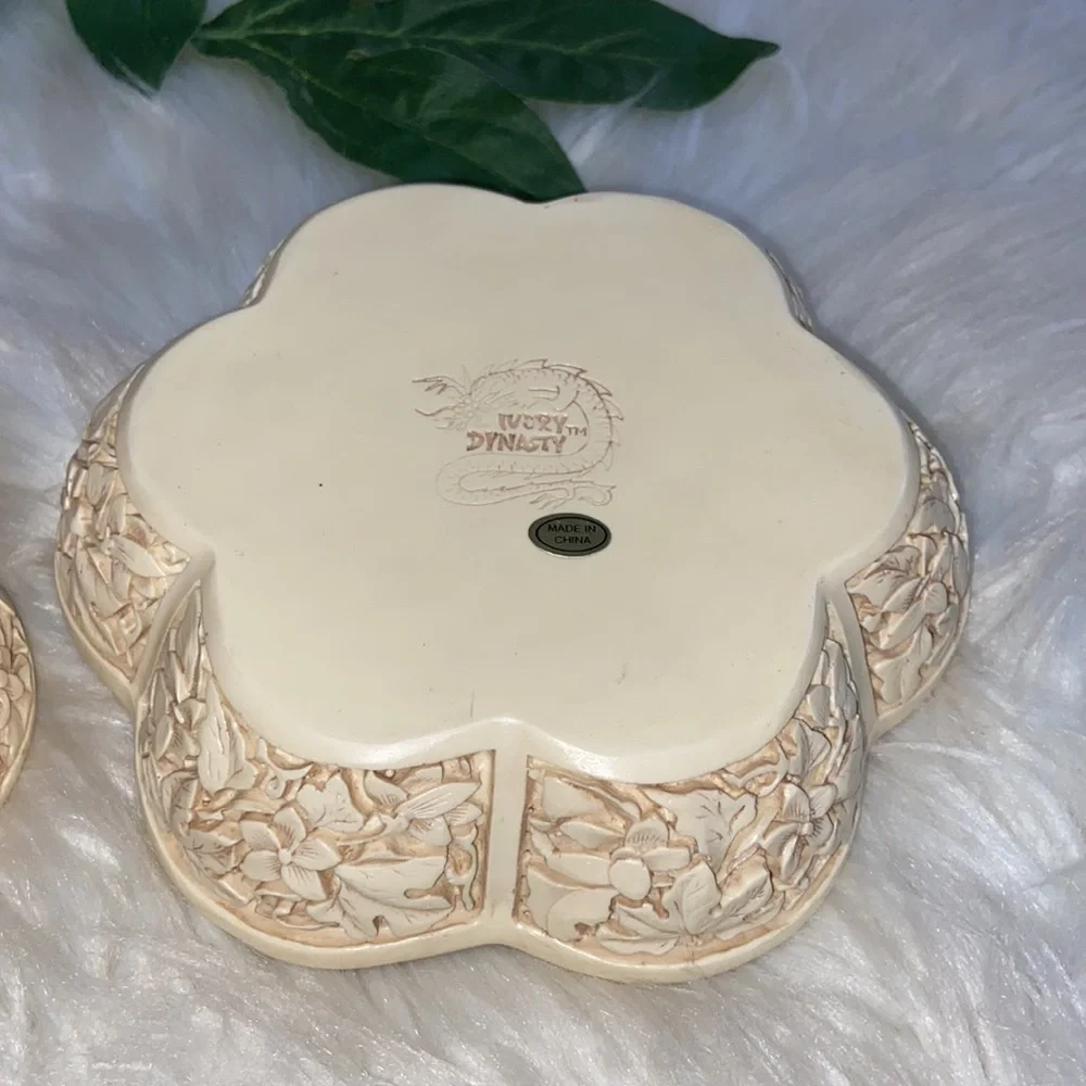 Vintage Floral Carved Ivory Dynasty Pumpkin Jewelry Box Trinket Tray